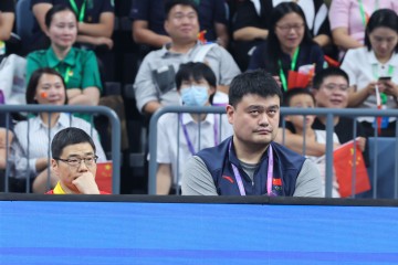 开云入口-姚明谈缺点：没读过书就是有差距 一路走太顺&amp;对人情冷暖不重视