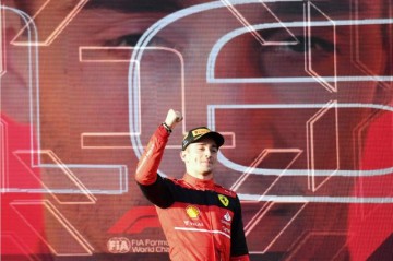 开云体育在线-两冠一亚战斗了更成熟 2022的勒克莱尔初具冠军相